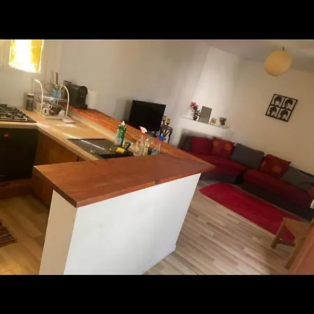 Kahel Saint-Denis (Seine-Saint-Denis)